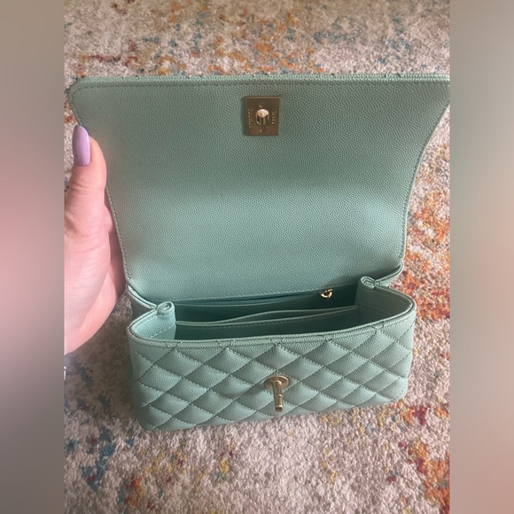 CHANEL Caviar Quilted Coco Chain Handle Flap Light Green - Picture 8 of 13